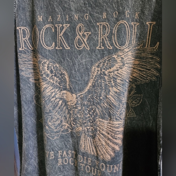 Rock N Roll graphic tank top - Picture 3 of 3